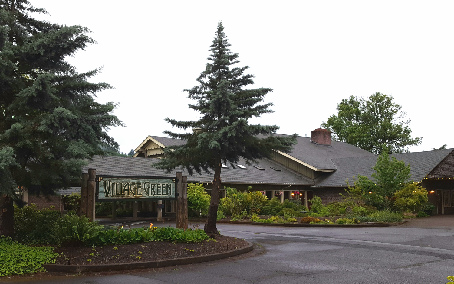 Cottage Grove Oregon Hotels The Village Green